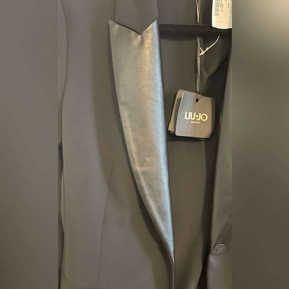 NWT - Fitted Black Liu Jo Blazer - Picture 5 of 9